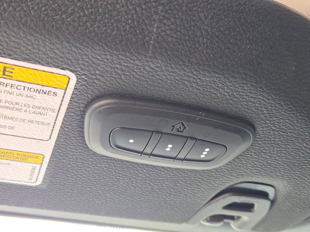 Used 2021 Jeep Gladiator Willys image 28