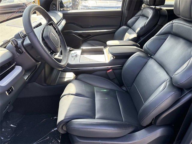 New 2025 Lincoln Navigator L Reserve w/ Jet Appearance Package image 23