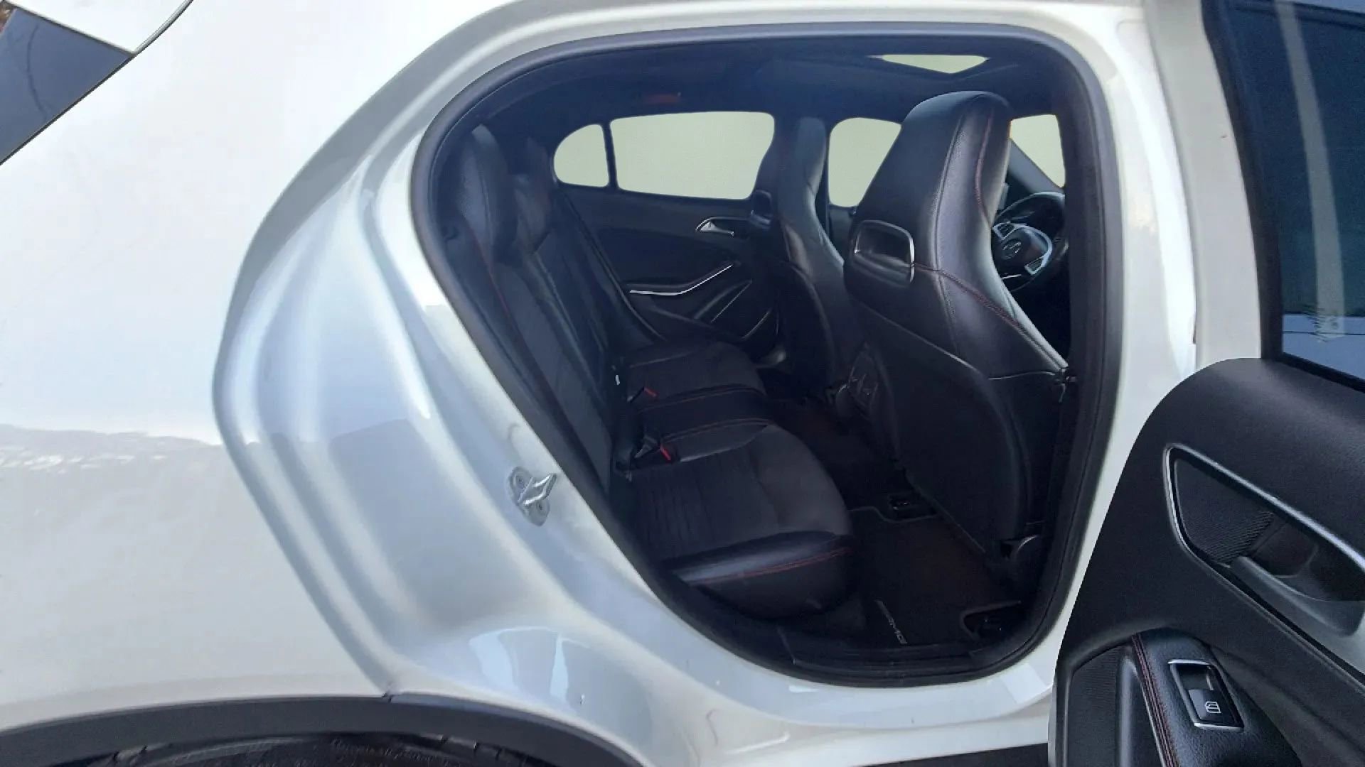 Used 2017 Mercedes-Benz GLA 45 AMG 4MATIC image 19