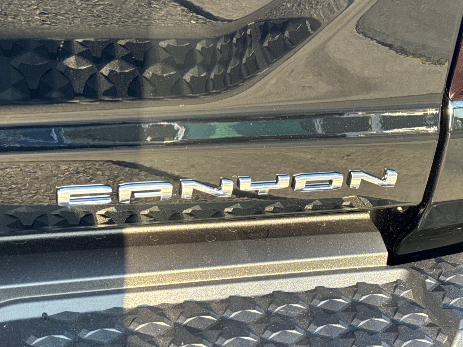 Used 2026 GMC Canyon Denali AWD/4WD image 11