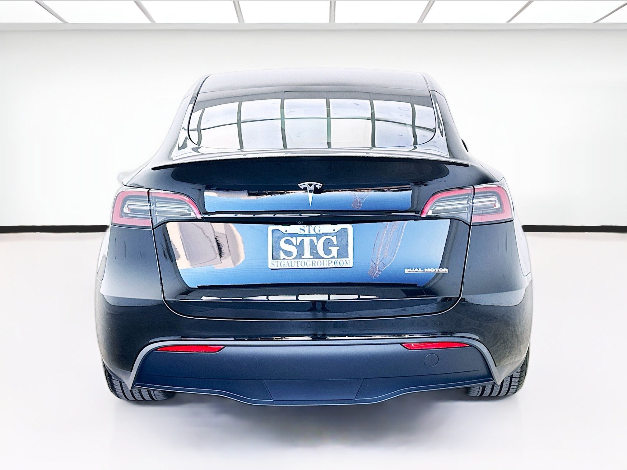 Used 2023 Tesla Model Y Performance AWD/4WD image 5