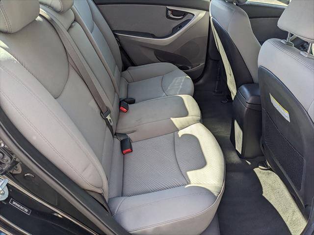 Used 2013 Hyundai Elantra GLS w/ Preferred Pkg FWD image 11