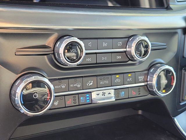 Used 2023 Ford F150 Lariat image 29