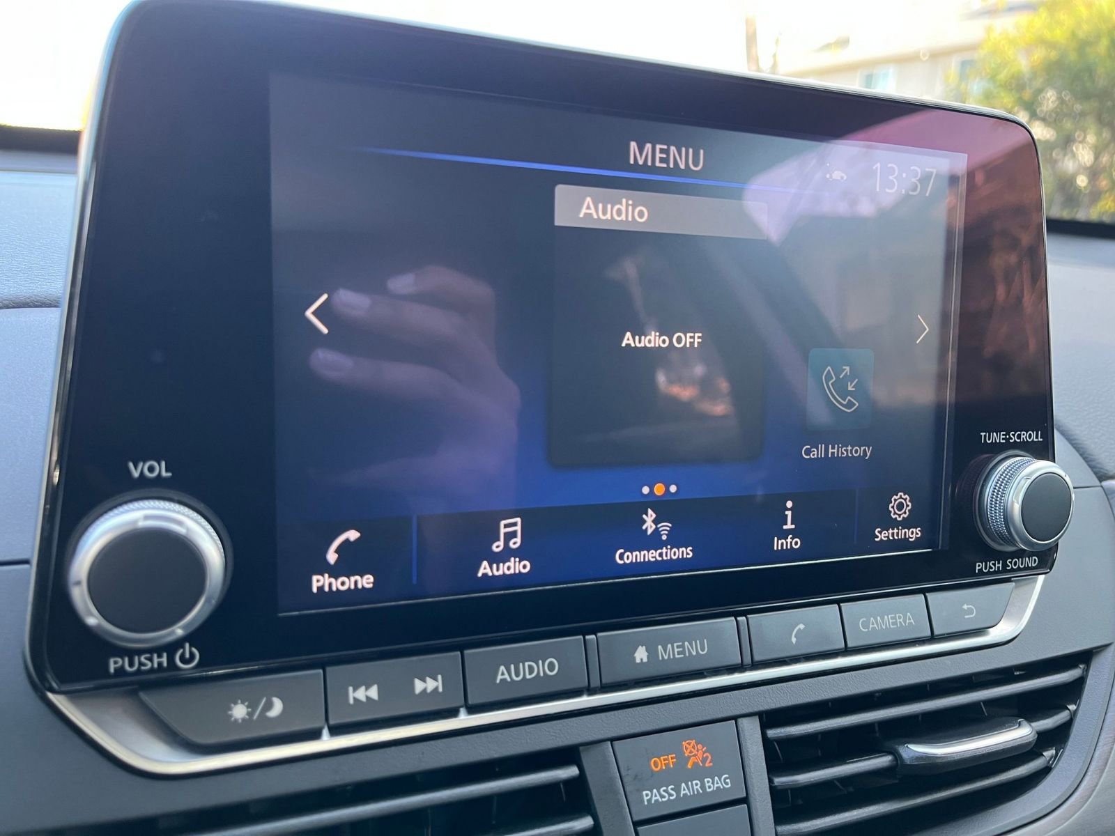 Used 2025 Nissan Altima 2.5 SV image 21