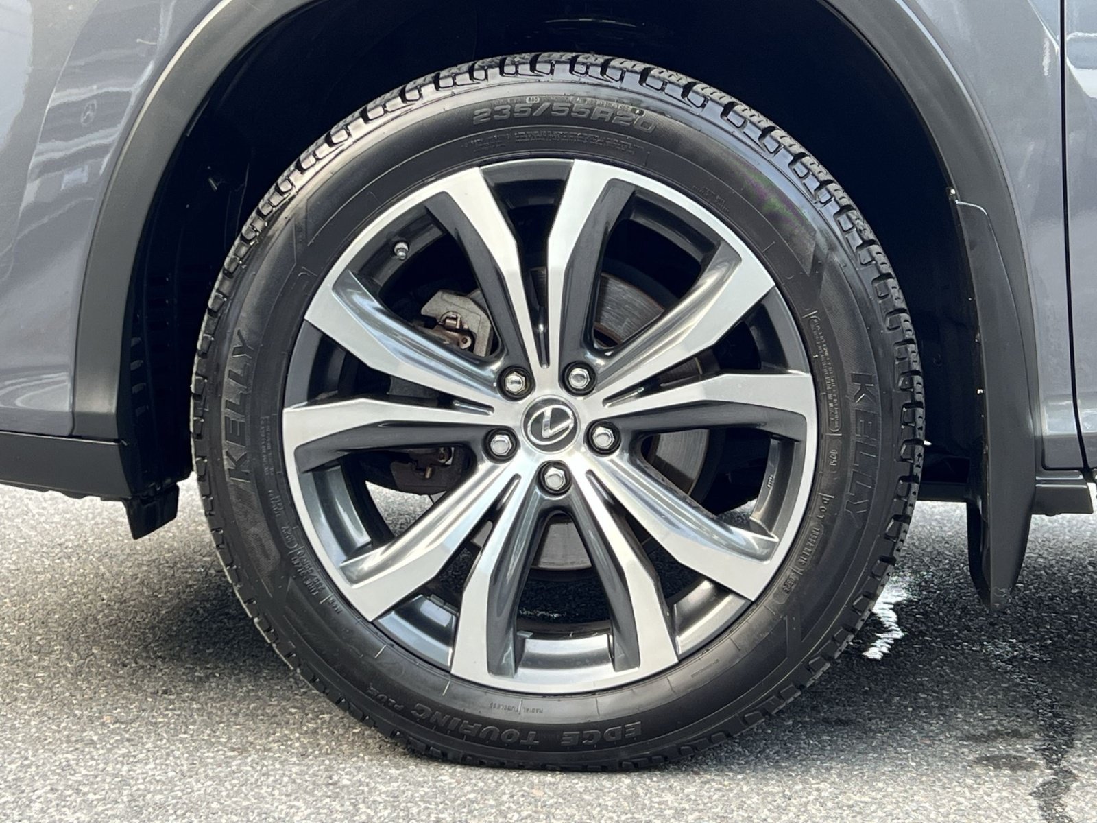 Used 2022 Lexus RX 350L Premium w/ Premium Package AWD/4WD image 17
