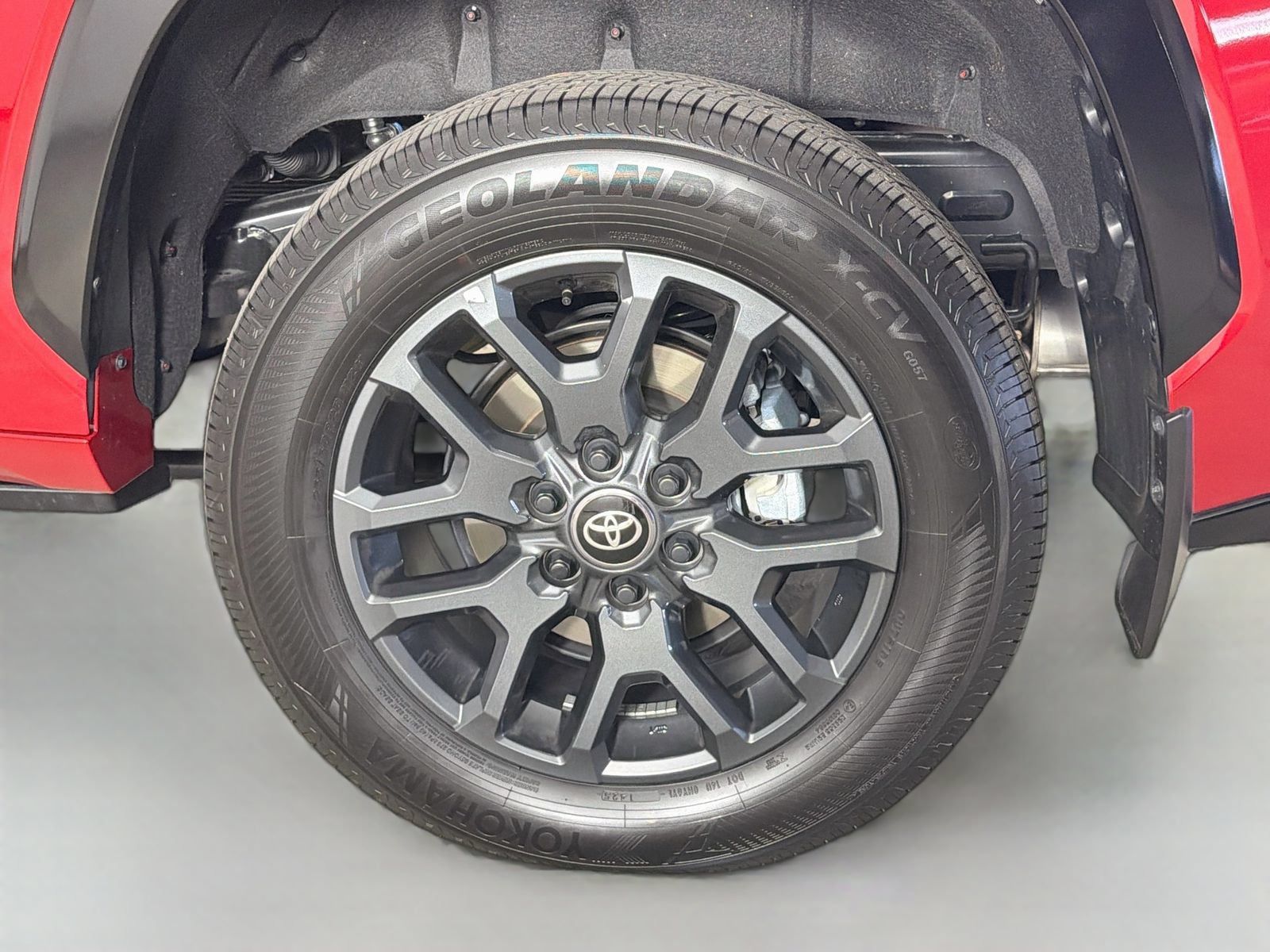 Used 2026 Toyota Sequoia Platinum w/ Tow Technology Package AWD/4WD image 33
