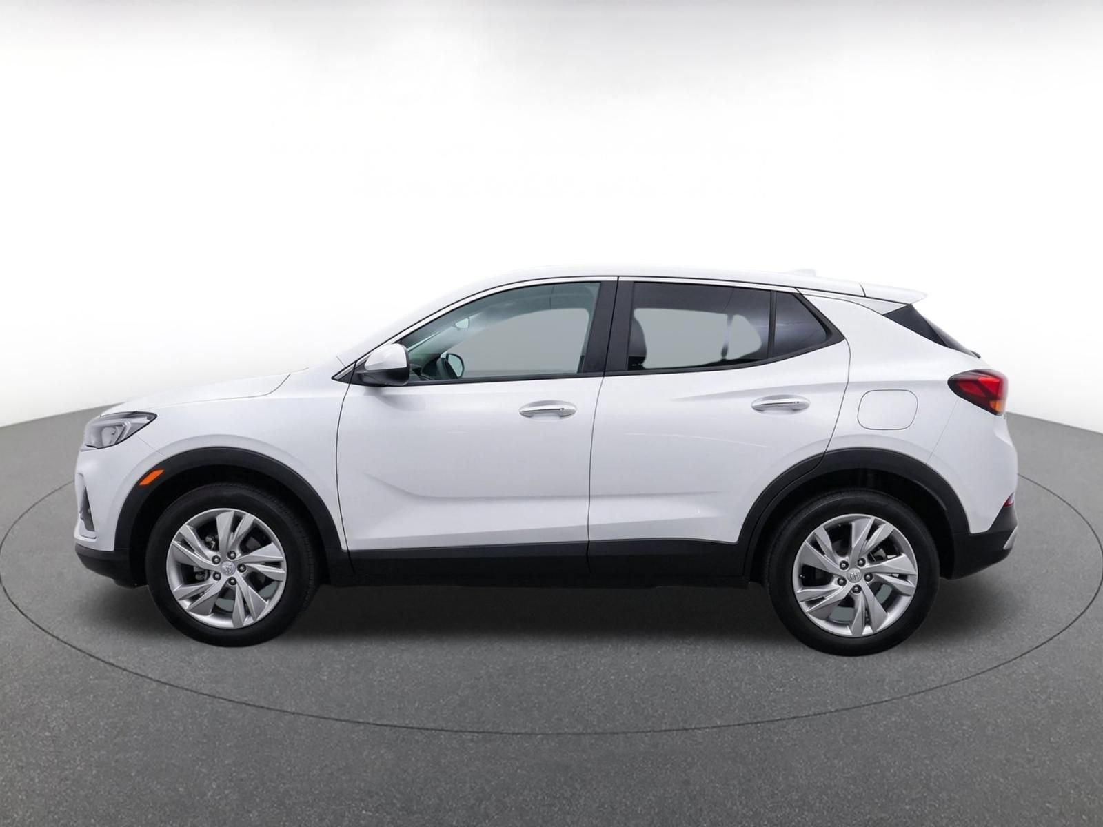 Used 2025 Buick Encore GX Preferred AWD/4WD image 4