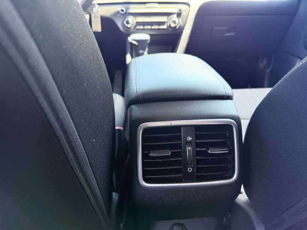 Used 2021 Kia Sportage LX AWD/4WD image 13