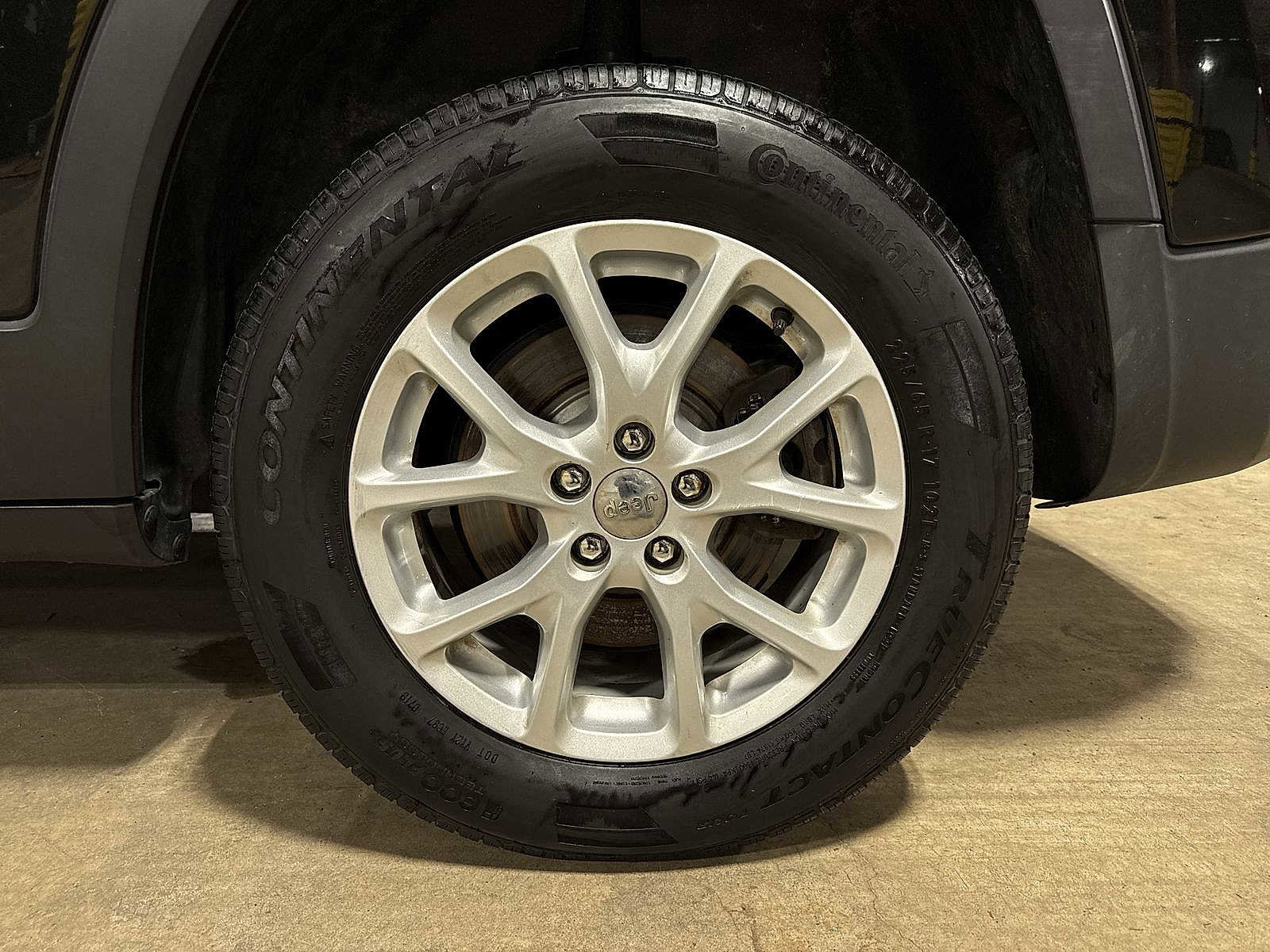 Used 2015 Jeep Cherokee Latitude image 10