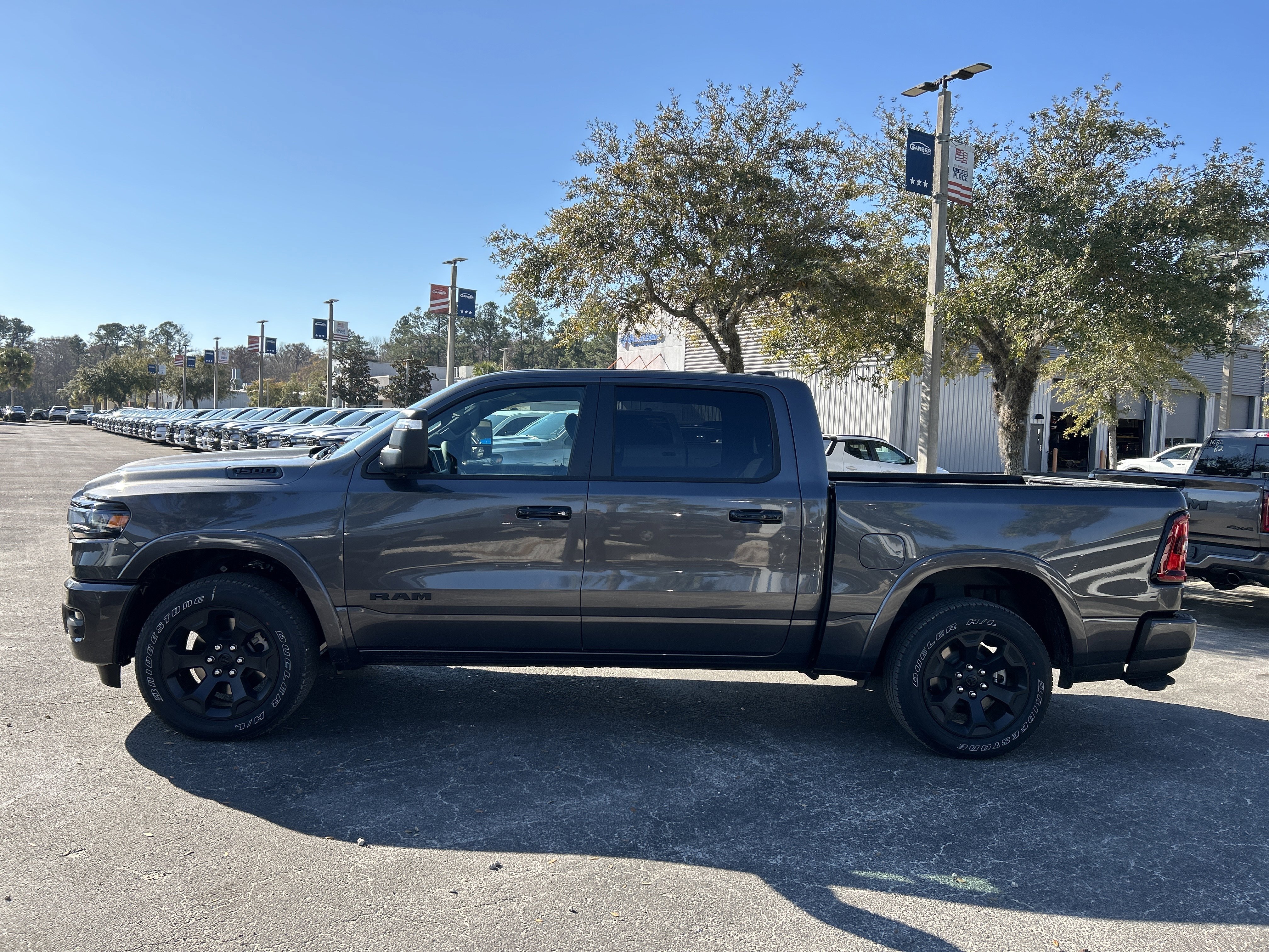 New 2026 RAM 1500 4x4 Crew Cab image 4