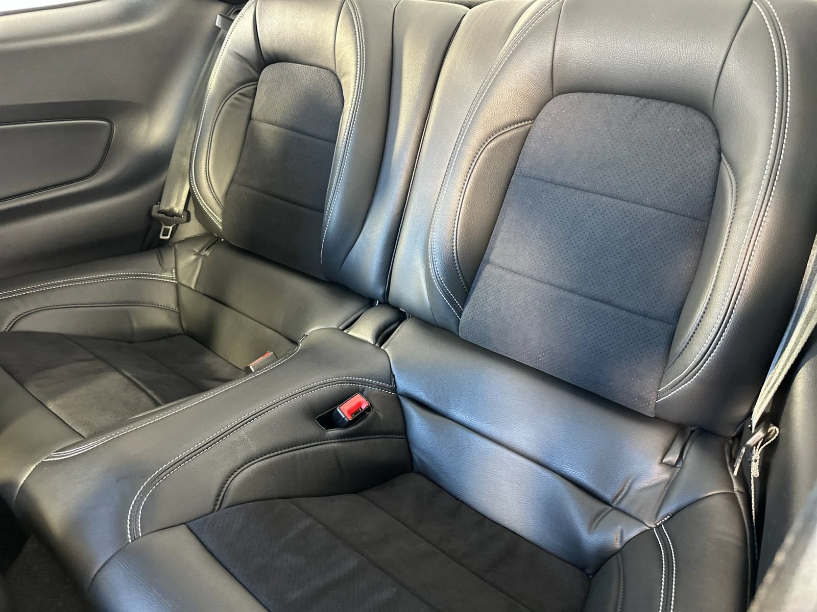 Used 2018 Ford Mustang GT w/ GT Performance Package RWD image 14