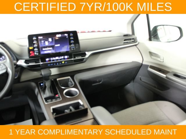 Used 2024 Toyota Sienna LE AWD/4WD image 22