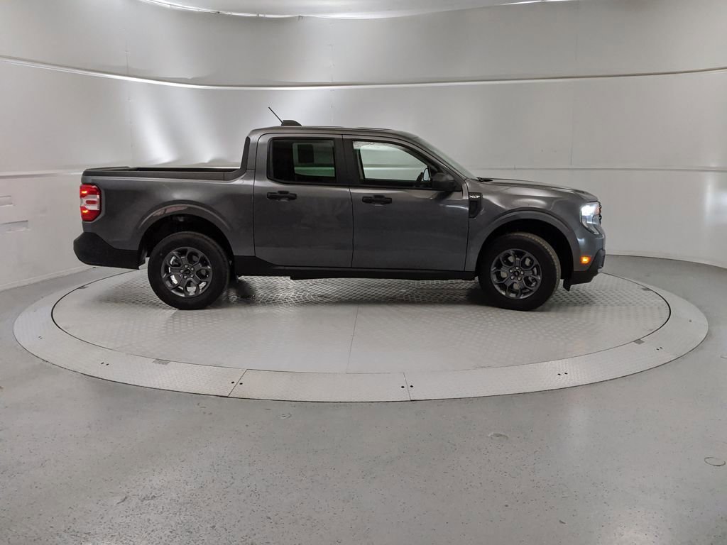 New 2026 Ford Maverick XLT image 2