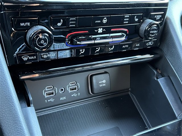 New 2025 Jeep Grand Cherokee L Laredo w/ Luxury Tech Group I image 27