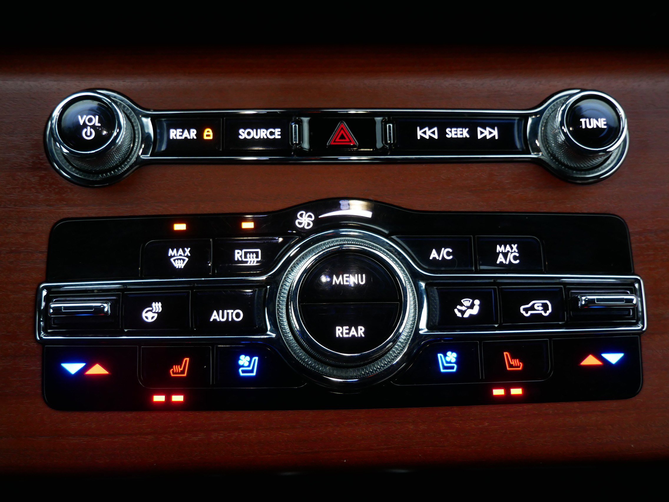 Used 2021 Lincoln Aviator Reserve w/ Equipment Group 202A image 23