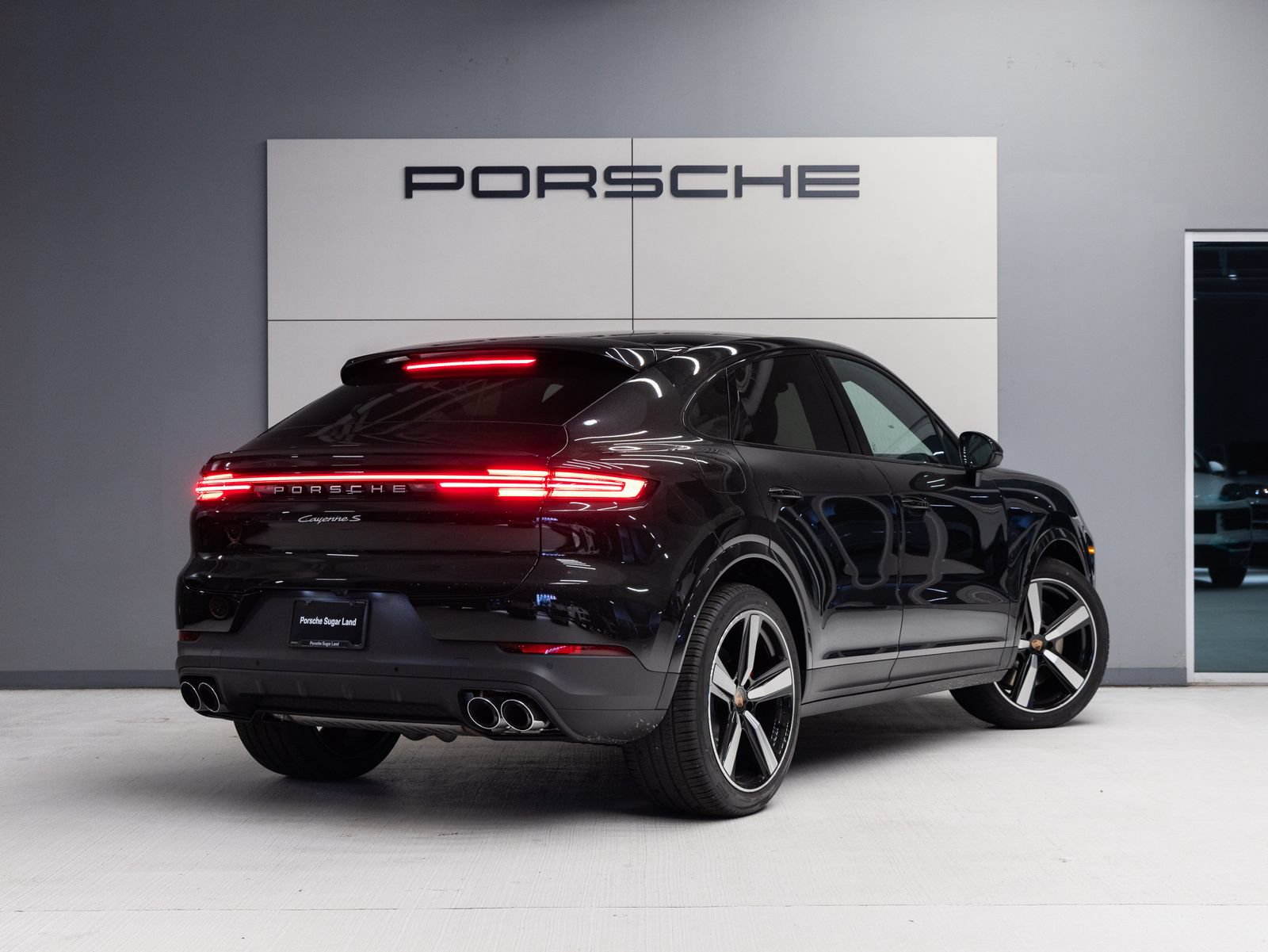 New 2026 Porsche Cayenne S AWD/4WD image 7