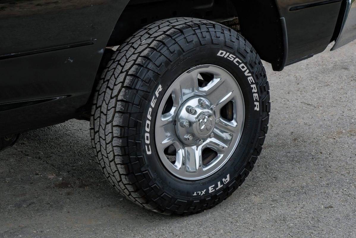 Used 2017 RAM 2500 Tradesman w/ Chrome Appearance Group image 63