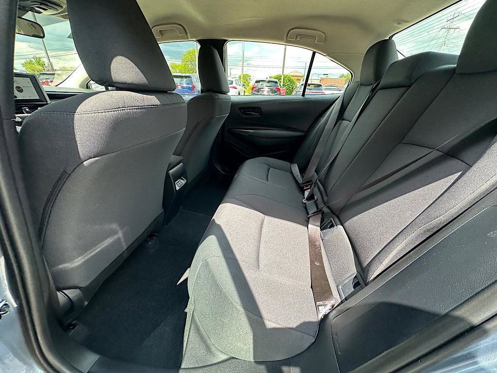 Used 2026 Toyota Corolla LE FWD image 15
