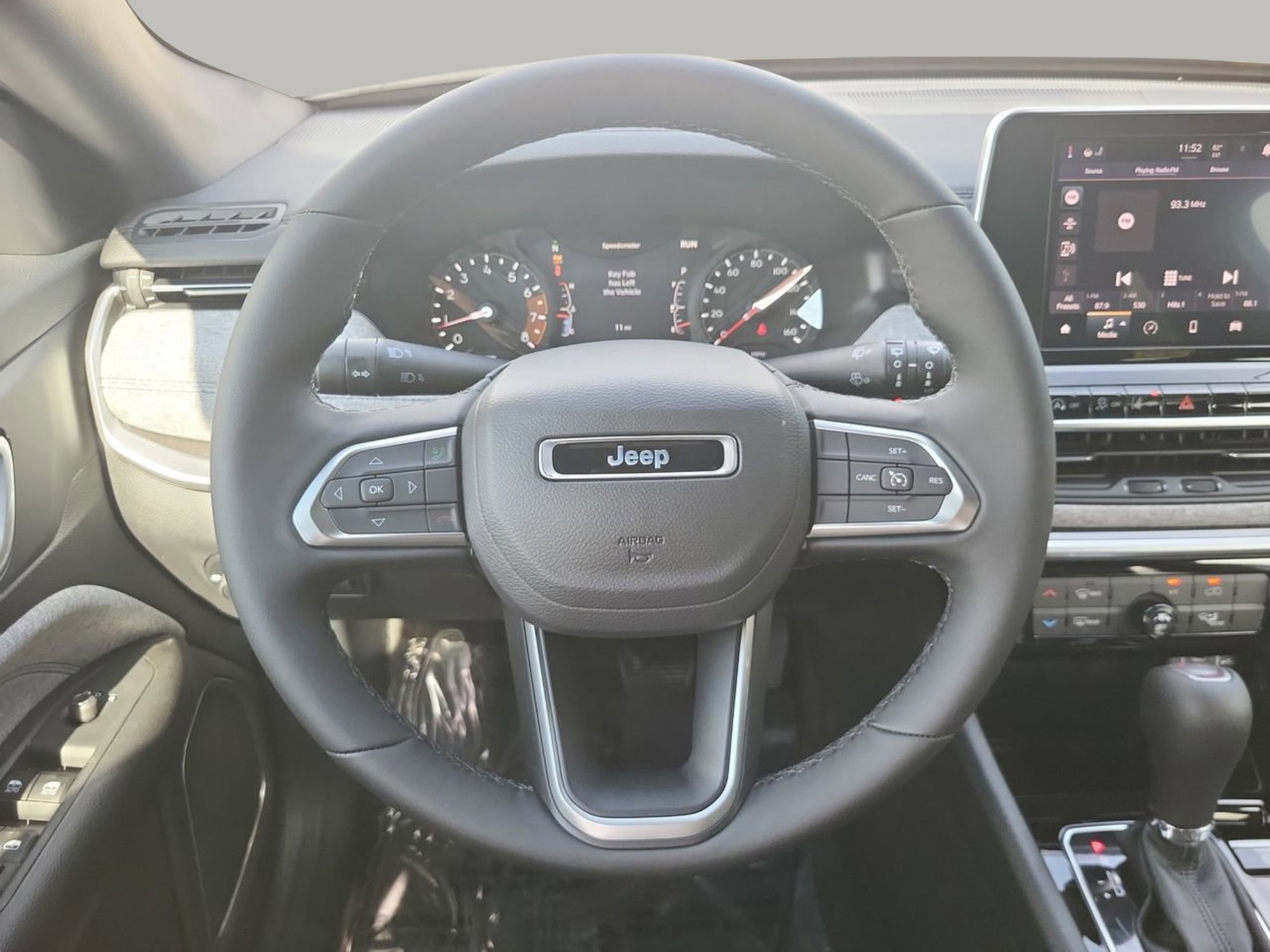 New 2026 Jeep Compass Latitude image 26