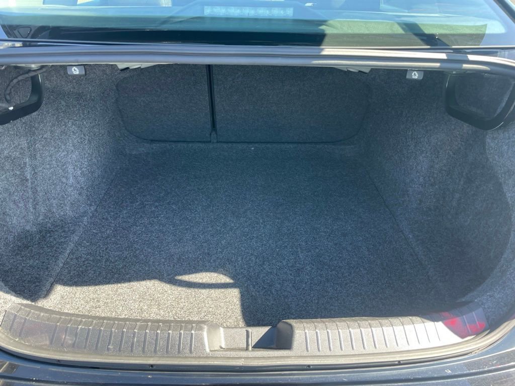 Used 2024 Volkswagen Jetta S image 29