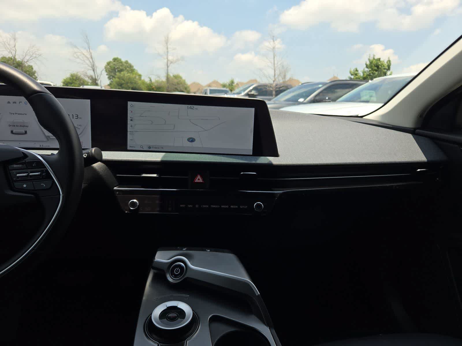 Certified 2024 Kia EV6 Light RWD image 5