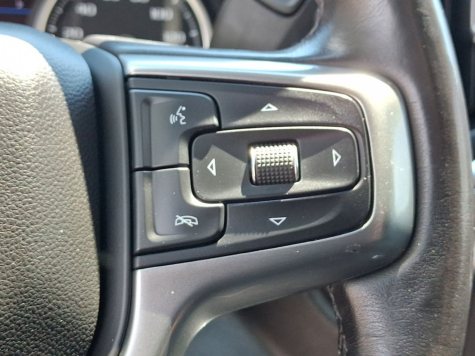 Certified 2021 Chevrolet Silverado 2500 LTZ w/ LTZ Plus Package AWD/4WD image 18