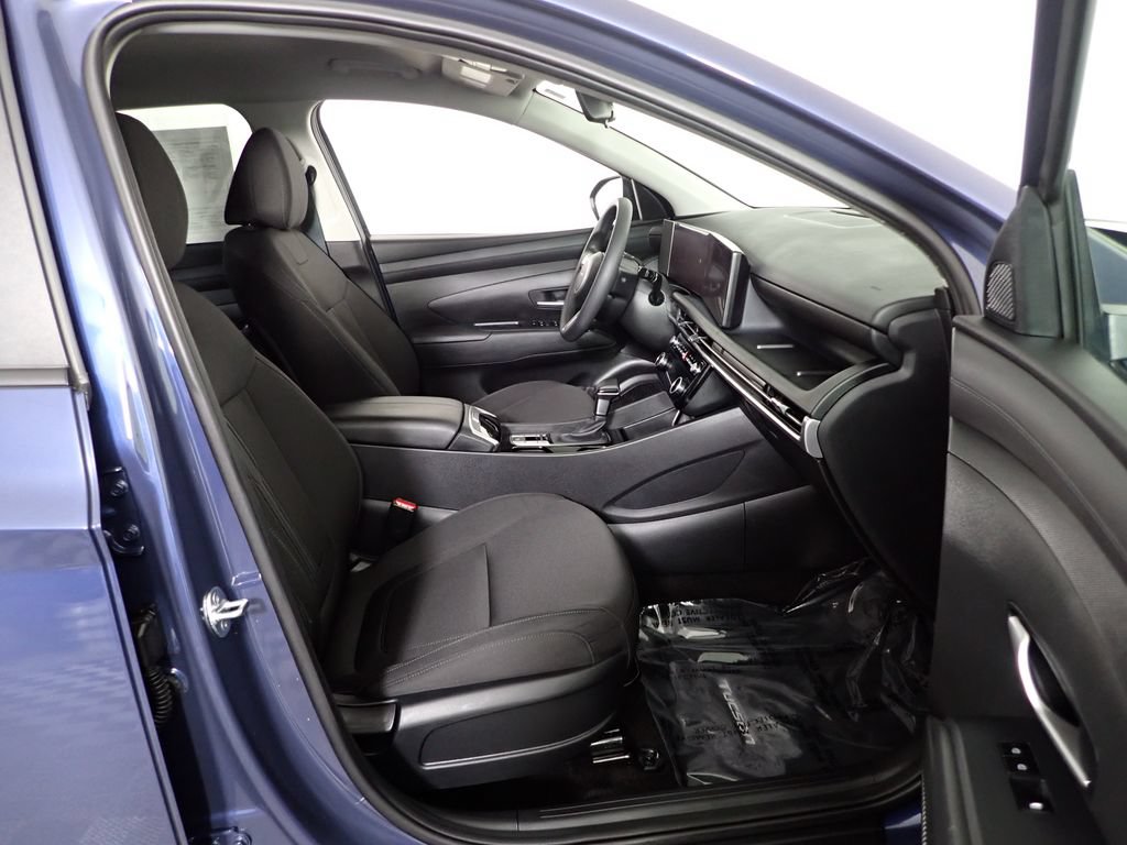 Used 2025 Hyundai Tucson SEL AWD/4WD image 38