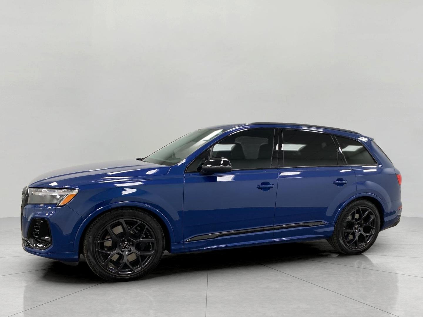 Used 2025 Audi SQ7 Prestige image 10