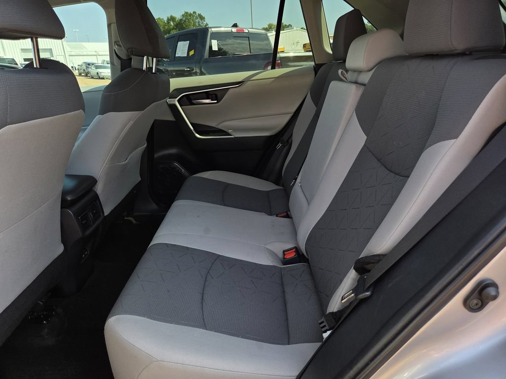 Used 2023 Toyota RAV4 XLE FWD image 21