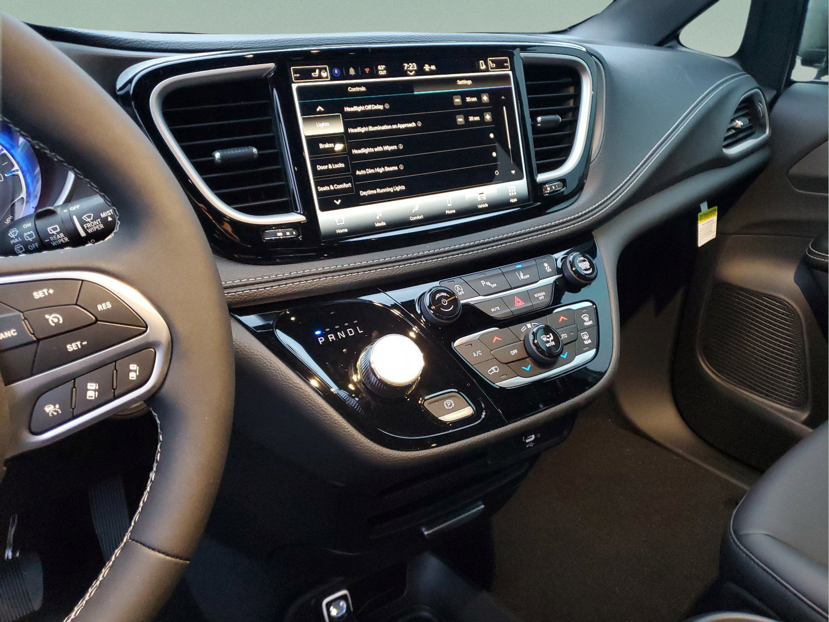New 2026 Chrysler Pacifica Select FWD image 23