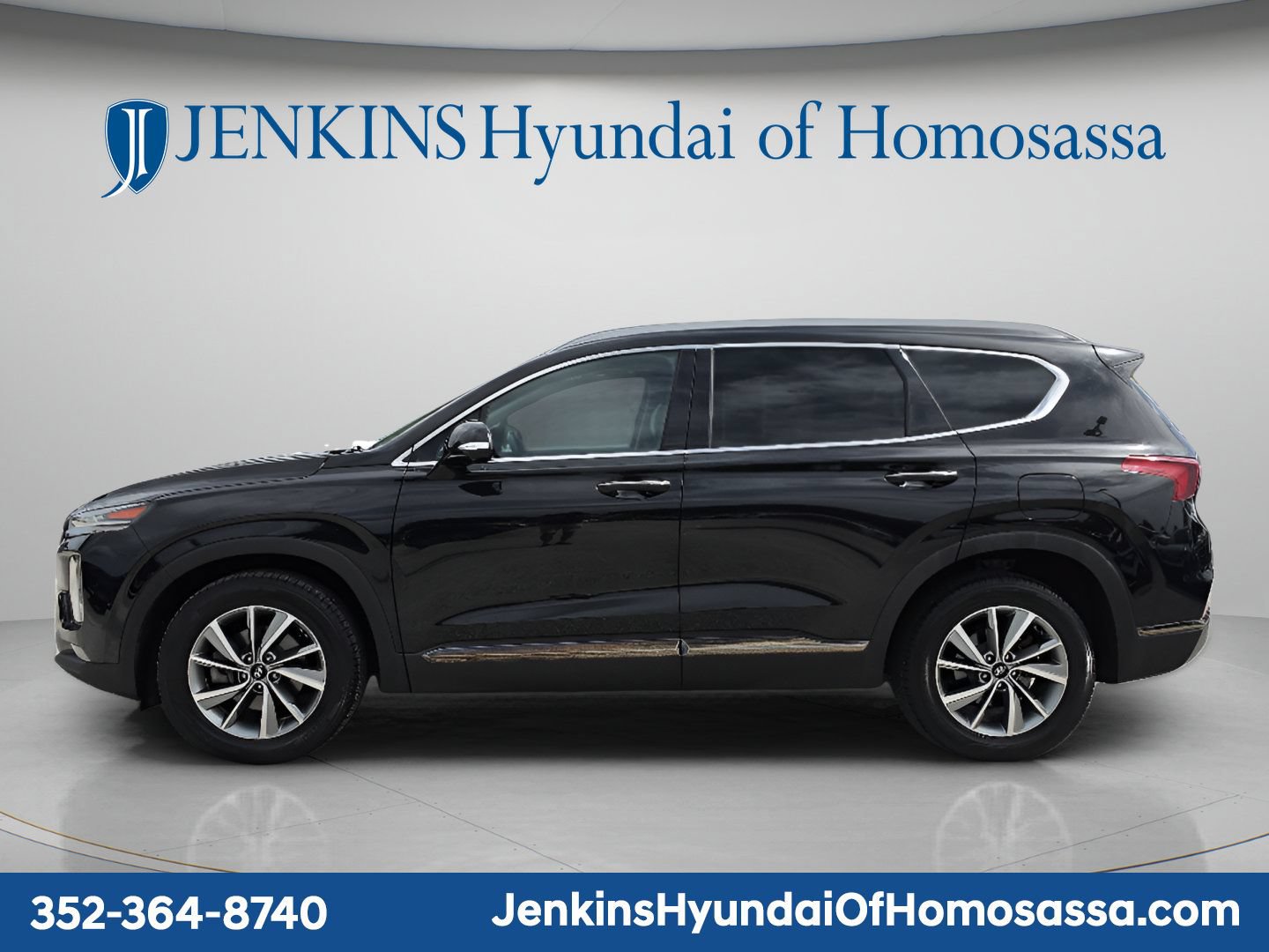 Used 2019 Hyundai Santa Fe AWD w/ Cargo Package image 8