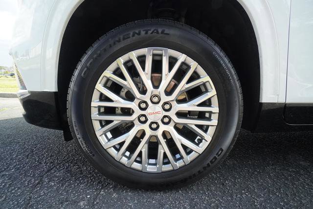 Used 2025 GMC Acadia Denali w/ LPO, Floor Liner Package image 41