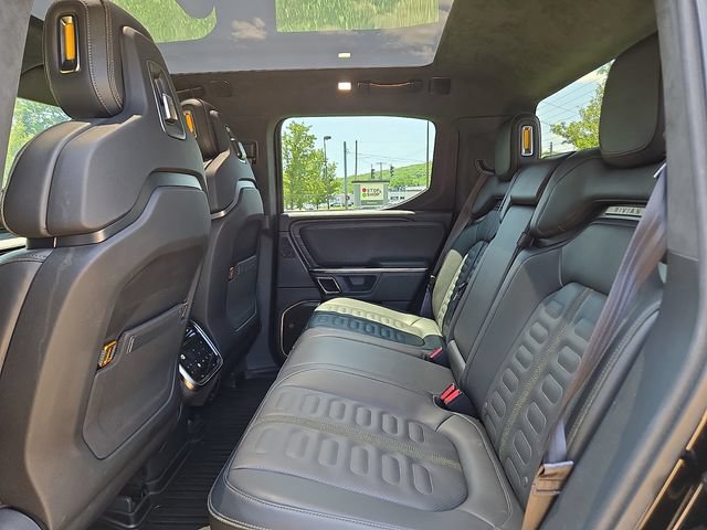 Used 2023 Rivian R1T Adventure AWD/4WD image 18