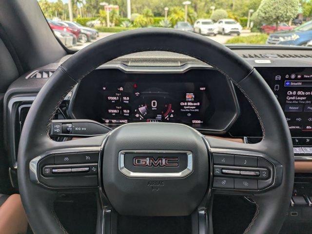 Used 2025 GMC Canyon AT4 w/ Nightfall Edition AWD/4WD image 24