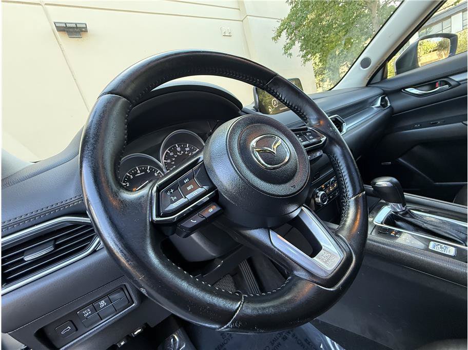 Used 2018 MAZDA CX-5 Touring w/ Preferred Equipment Package FWD image 8