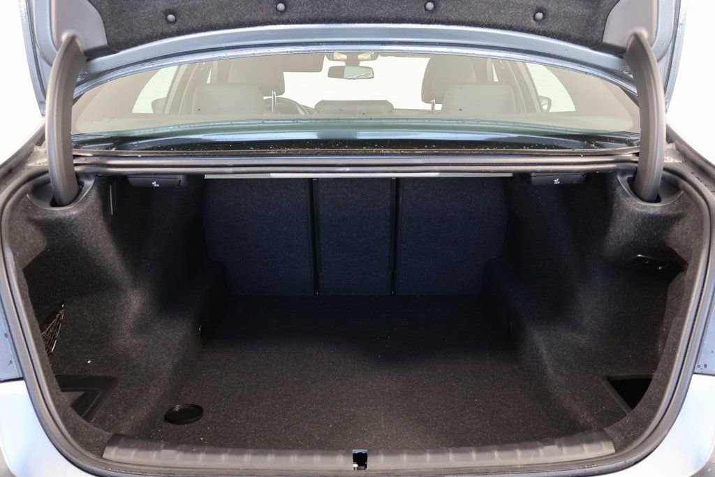 Used 2021 BMW 530i w/ Convenience Package image 13