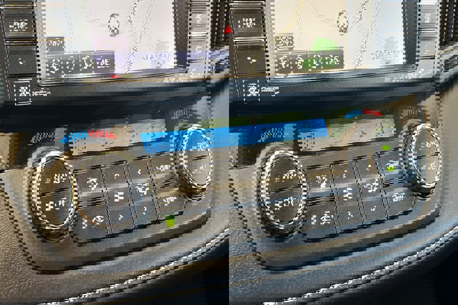 Used 2017 Toyota RAV4 Limited AWD/4WD image 22