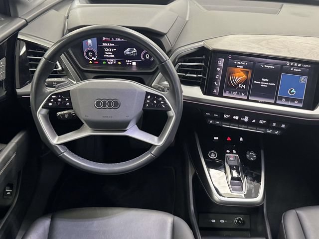 Used 2024 Audi Q4 e-tron Prestige AWD/4WD image 21