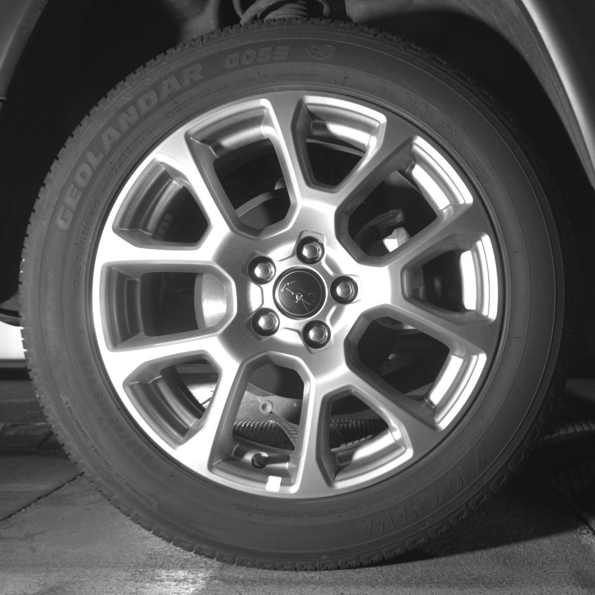 Used 2025 Jeep Compass Limited image 15