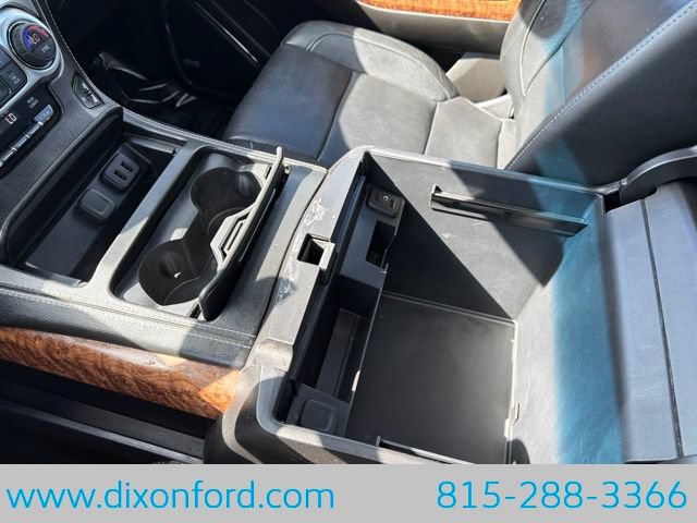 Used 2017 Chevrolet Suburban Premier AWD/4WD image 14