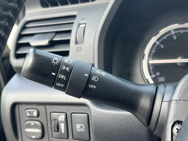 Used 2024 Toyota 4Runner TRD Off-Road image 31