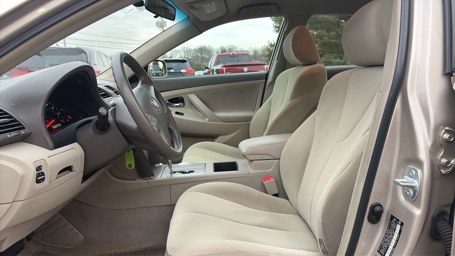 Used 2007 Toyota Camry LE image 32