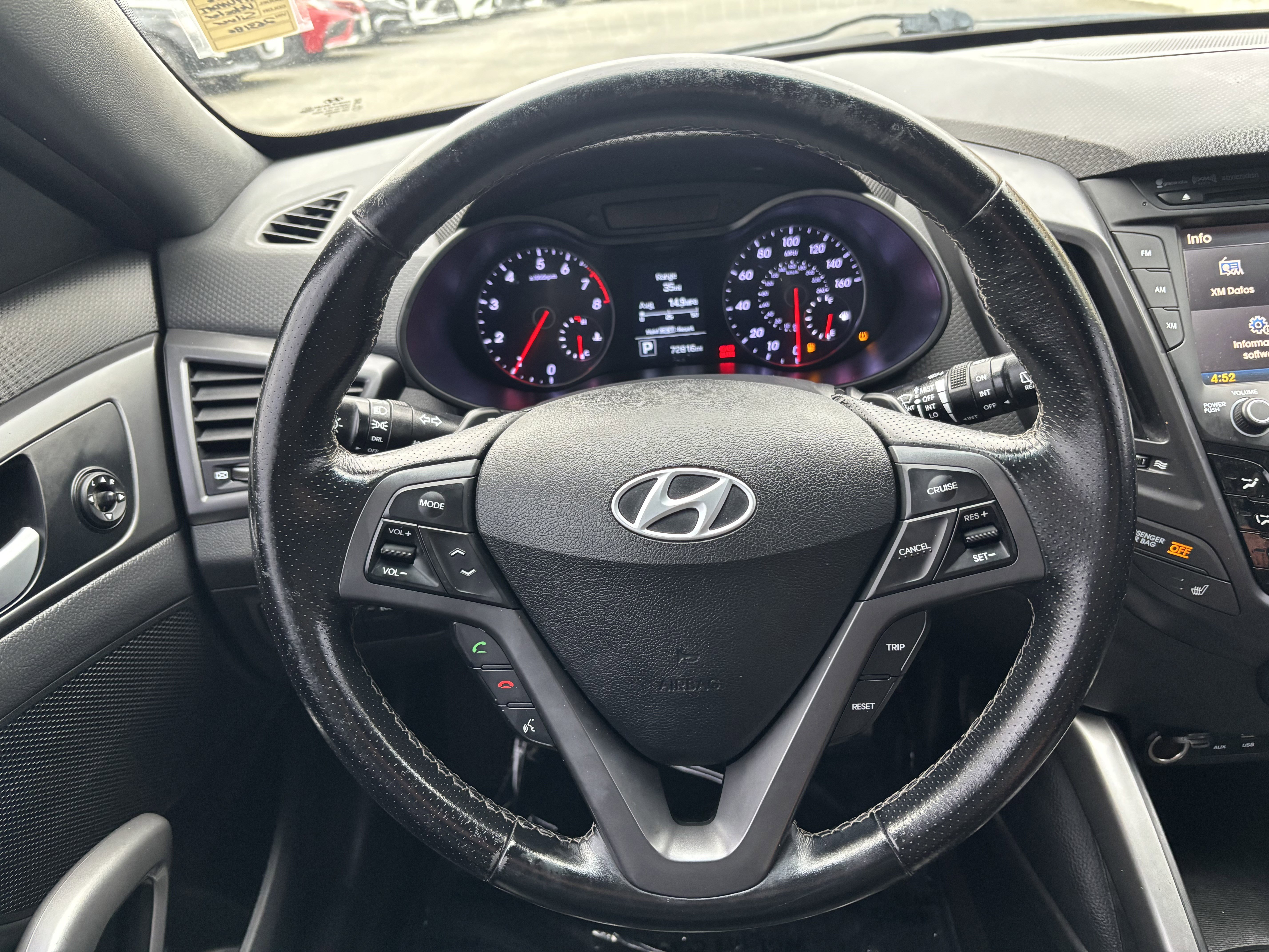 Used 2016 Hyundai Veloster Turbo image 11