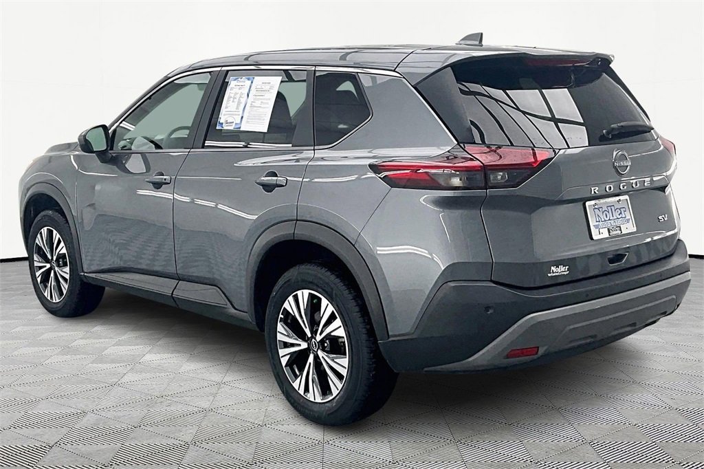 Used 2023 Nissan Rogue SV image 13