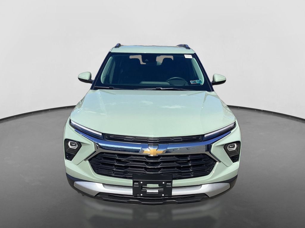 Used 2025 Chevrolet TrailBlazer LT w/ LT Cold Weather Package FWD video 2