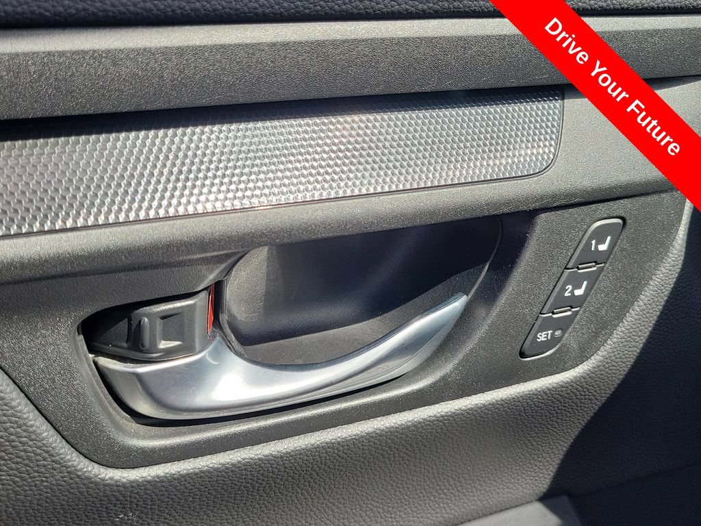 Used 2025 Honda CR-V Sport-L image 18