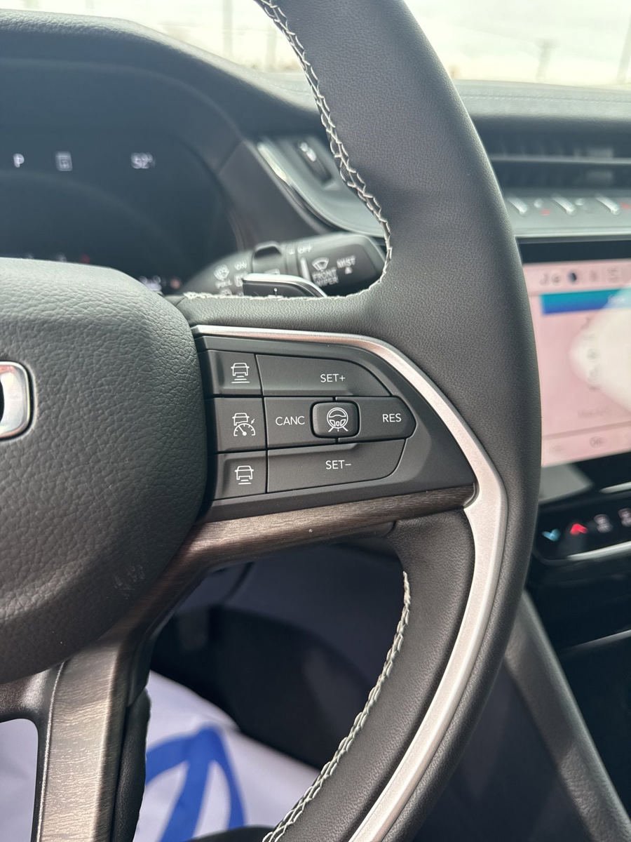New 2026 Jeep Grand Cherokee L Limited AWD/4WD image 22