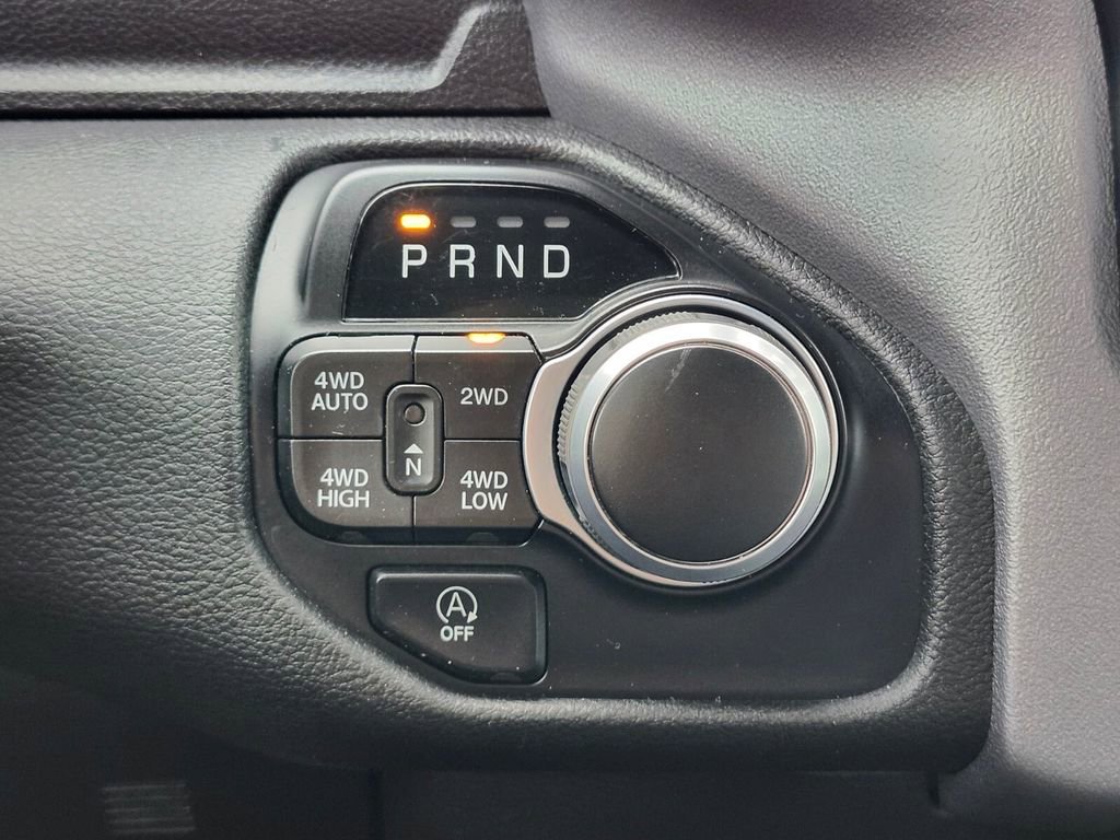 Used 2022 RAM 1500 Big Horn AWD/4WD image 24