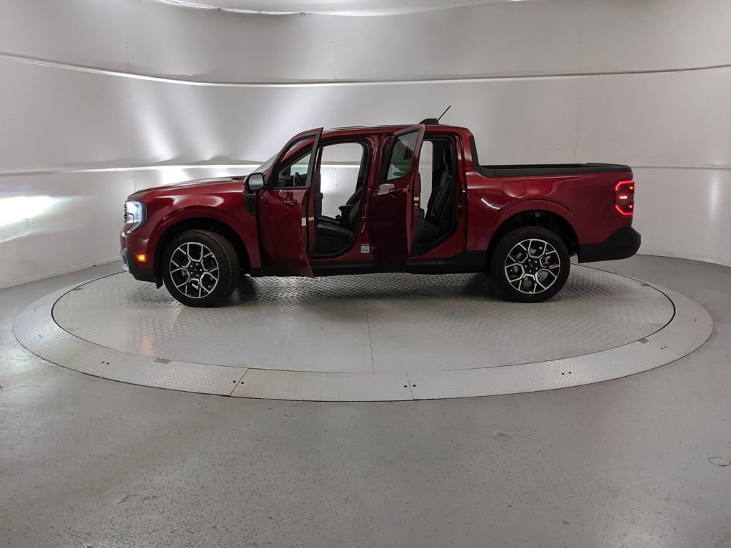 New 2026 Ford Maverick Lariat image 11