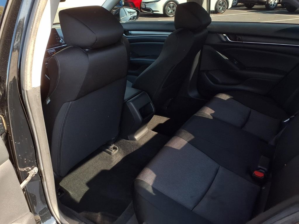 Used 2020 Honda Accord LX image 18